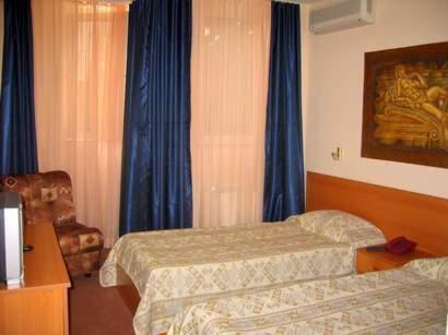 Central Plaza Hotel Sofia Room photo