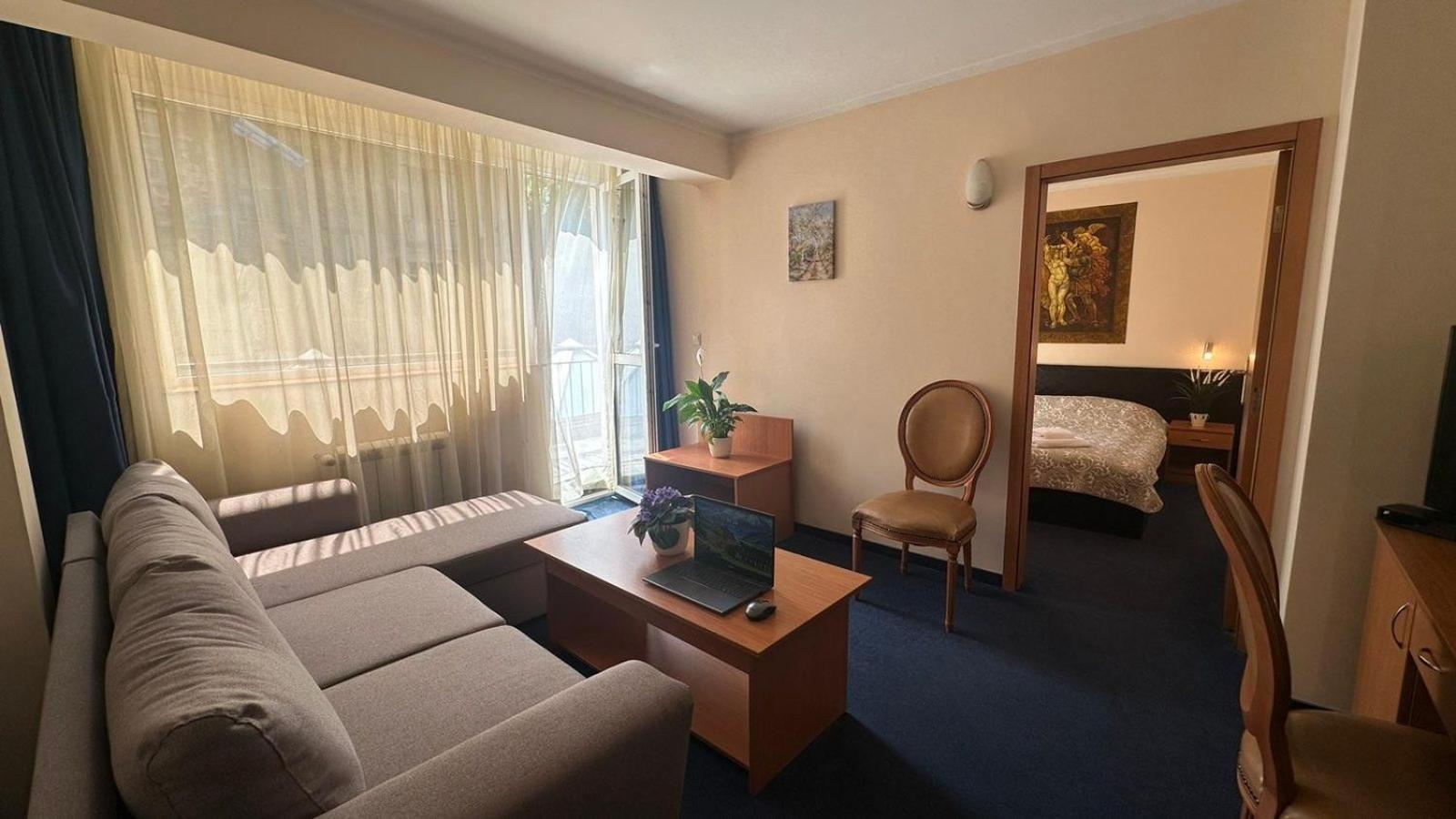 Central Plaza Hotel Sofia Exterior photo